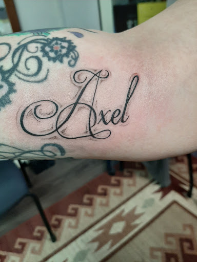 Tattoo Shop «Axonic Inkworks Custom Tattoo Studio», reviews and photos, 79 Duke St, Northumberland, PA 17857, USA