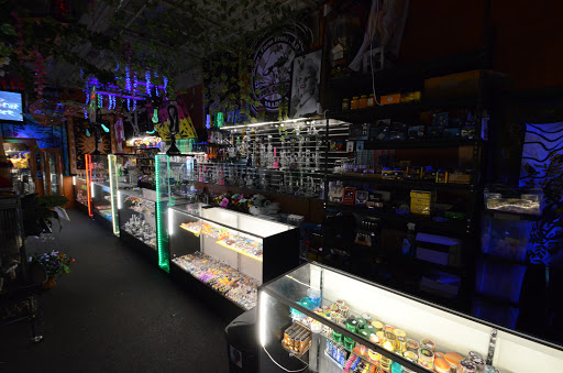 Tobacco Shop «Smoke House», reviews and photos, 968 Dundee Ave, Elgin, IL 60120, USA