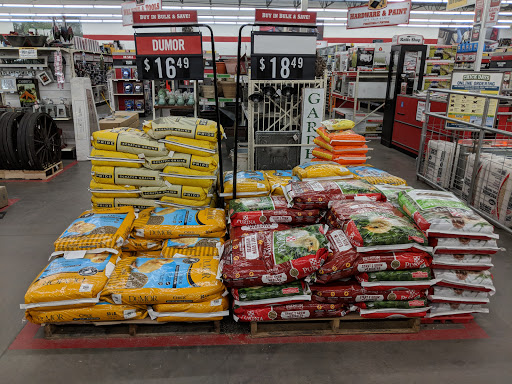 Home Improvement Store «Tractor Supply Co.», reviews and photos, 789 N 99th Ave, Tolleson, AZ 85353, USA