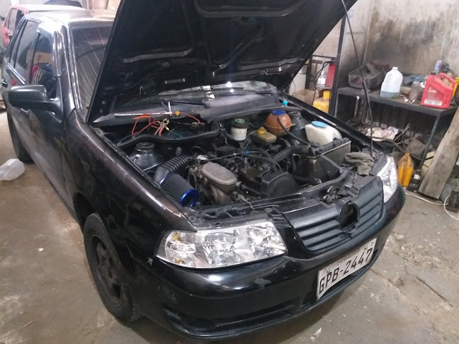 Taller electromecánico, eléctrico, electrónico, aire acondicionado y mecánica automotriz "Ecuador" - Concesionario de automóviles