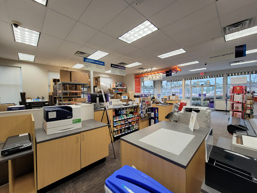 Print Shop «FedEx Office Print & Ship Center», reviews and photos, 4648 Woodstock Rd, Roswell, GA 30075, USA