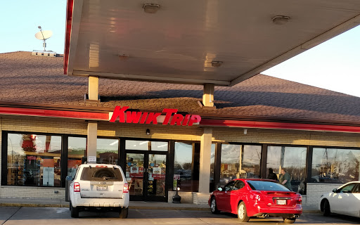 Convenience Store «PDQ Food Stores», reviews and photos, 8800 75th St, Kenosha, WI 53142, USA