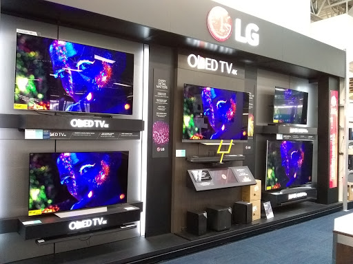 Electronics Store «Best Buy», reviews and photos, 2055 N Tomahawk Island Dr, Portland, OR 97217, USA