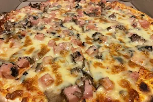 Matt's Pizzas image
