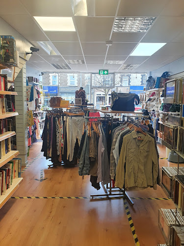 Reviews of Marie Curie Charity Shop Whitchurch in Cardiff - Shop