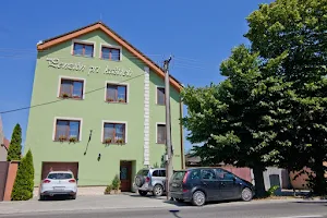 Penzión pri kaštieli image
