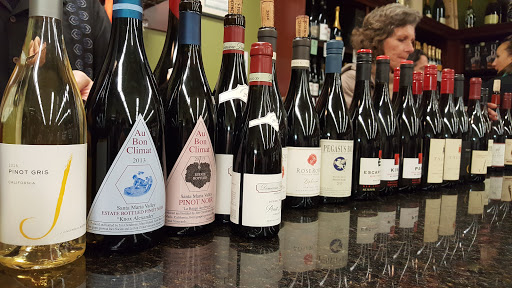 Liquor Store «The Jug Shop», reviews and photos, 1590 Pacific Ave, San Francisco, CA 94109, USA