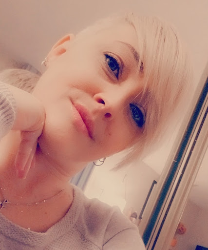 Beauty Salon «Colorific», reviews and photos, 305 Veterans Pkwy #210, Normal, IL 61761, USA