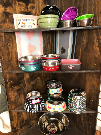 Pet Supply Store «Pet Foods Market & Supplies», reviews and photos, 1816 N Sepulveda Blvd, Manhattan Beach, CA 90266, USA