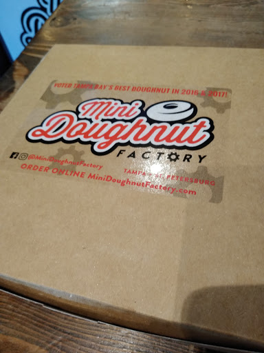 Donut Shop «Mini Doughnut Factory», reviews and photos, 2109 S Dale Mabry Hwy, Tampa, FL 33629, USA