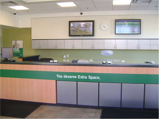 Storage Facility «Extra Space Storage», reviews and photos, 416 S Lincolnway St, North Aurora, IL 60542, USA