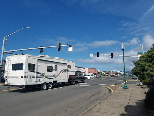 Pet Supply Store «Mini Pet Mart», reviews and photos, 1450 NE Hwy 101, Lincoln City, OR 97367, USA