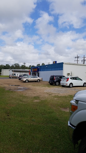 Auto Parts Store «NAPA Auto Parts - Denham Springs Auto Parts Svc», reviews and photos, 422 Florida Ave SW, Denham Springs, LA 70726, USA
