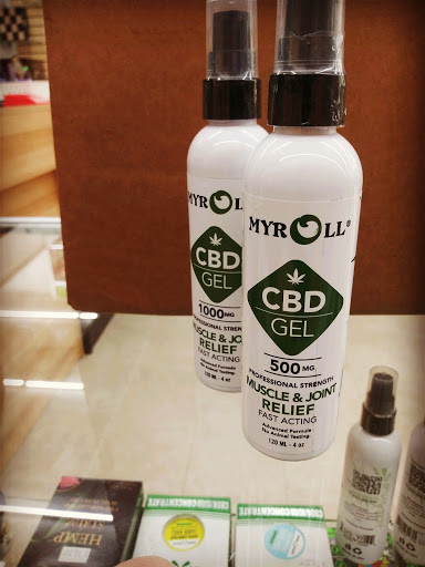 Tobacco Shop «Bloombox Smoke Shop», reviews and photos, 873 W Bloomingdale Ave, Brandon, FL 33511, USA