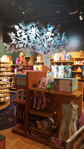 Toy Store «Disney Store», reviews and photos, 500 W Farms Mall, Farmington, CT 06032, USA