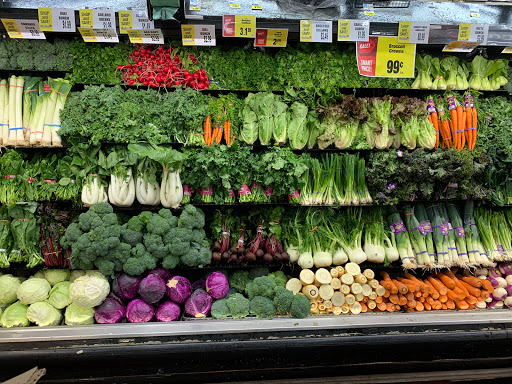 Supermarket «Associated Marketplace», reviews and photos, 905 Franklin Ave, Brooklyn, NY 11225, USA