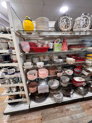 Department Store «HomeGoods», reviews and photos, 1945 W Lumsden Rd, Brandon, FL 33511, USA