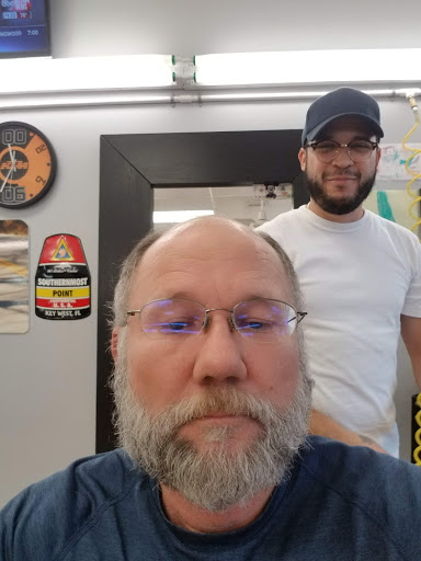 Barber Shop «The Barbers Club Barber Shop», reviews and photos, 158 N Parsons Ave, Brandon, FL 33510, USA