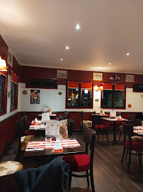 Atmosphère du Restaurant à viande Restaurant La Boucherie à La Chapelle-Saint-Luc - n°3