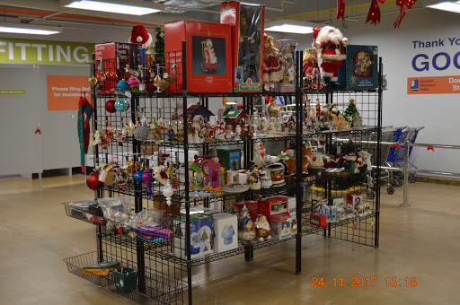 Thrift Store «Westminster Goodwill Retail Store and Donation Center», reviews and photos, 200 Baltimore Blvd, Westminster, MD 21157, USA