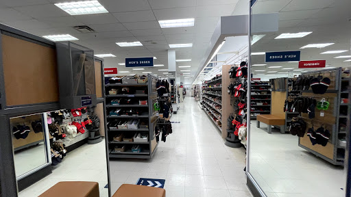 Department Store «Marshalls», reviews and photos, 2383 Maple Rd, Williamsville, NY 14221, USA