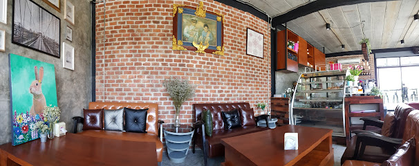 The Loft Cafe’ & Bistro