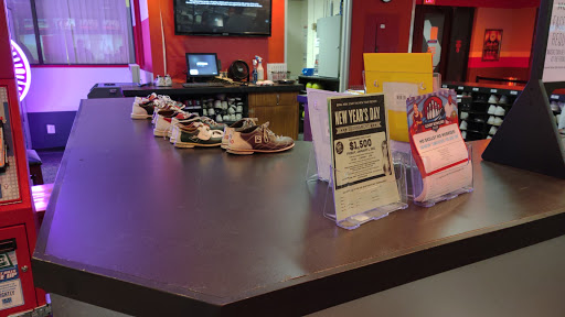 Bowling Alley «Brunswick Zone Normandy Lanes», reviews and photos, 8419 Baltimore National Pike, Ellicott City, MD 21043, USA