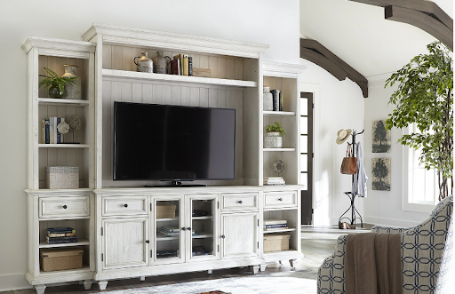 Furniture Store «Havertys Furniture», reviews and photos, 31594 US Hwy 19 N, Palm Harbor, FL 34684, USA