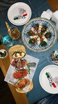 Plats et boissons du Restaurant italien MEZZALUNA - Trattoria Italienne à Brignais - n°6