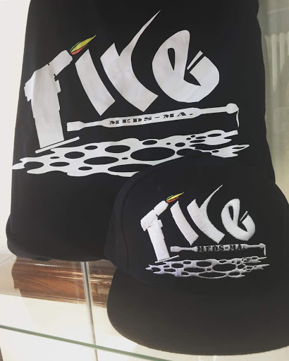 Tobacco Shop «La Tia Smoke Shop», reviews and photos, 154 Maverick St, East Boston, MA 02128, USA