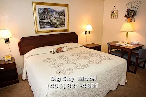 Big Sky Motel image