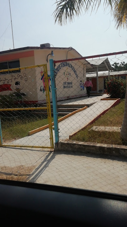 Centro de atención múltiple González