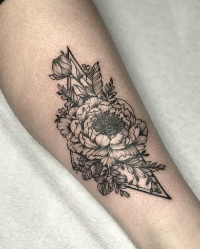 Tattoo Shop «Earthbound Tattoo», reviews and photos, 490 Orange Ave, Sand City, CA 93955, USA