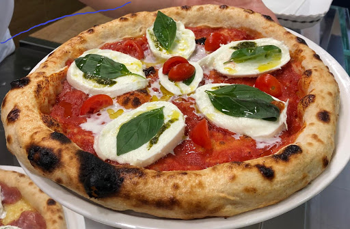 Pizzeria Alice in Pesaro, Provincia di Pesaro e Urbino