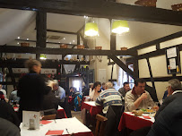 Atmosphère du Restaurant de spécialités alsaciennes Restaurant Buerehof à Entzheim - n°19