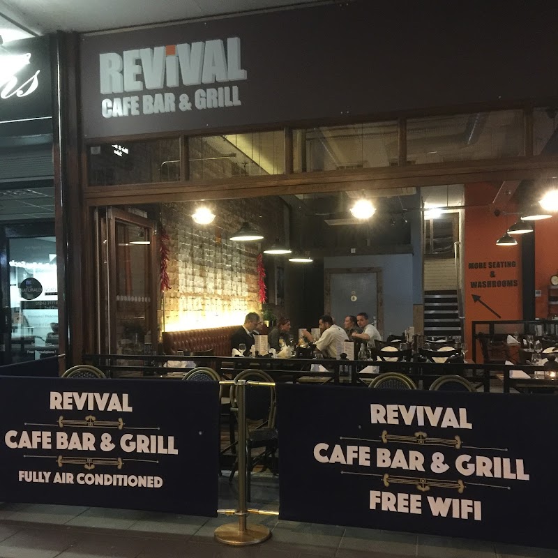 Revival Cafe Bar & Grill, Restaurant