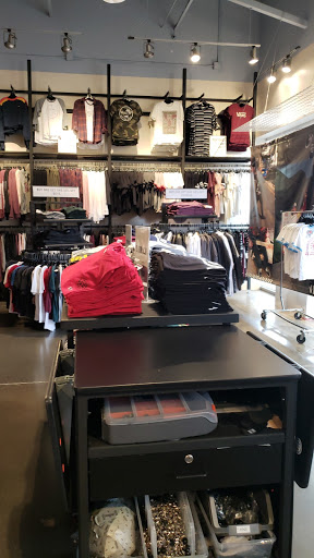 Shoe Store «Vans», reviews and photos, 10600 Quil Ceda Blvd #0660, Tulalip, WA 98271, USA