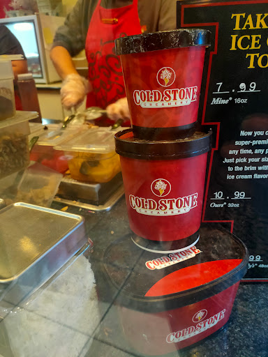 Ice Cream Shop «Cold Stone Creamery», reviews and photos, 15 Blake Blvd, Kissimmee, FL 34747, USA