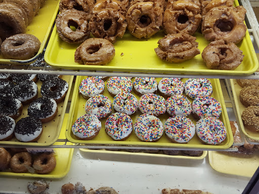 Donut shop Dayton