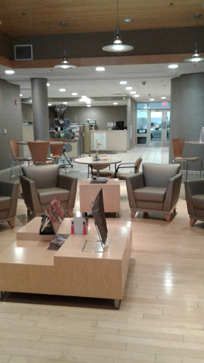 Used Car Dealer «Price Toyota», reviews and photos, 168 N Dupont Hwy, New Castle, DE 19720, USA