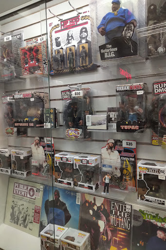 Collectibles Store «The Exchange», reviews and photos, 3225 Cleveland Ave NW, Canton, OH 44709, USA