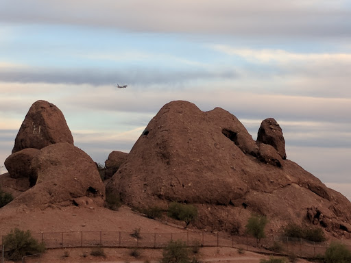 Shopping Mall «Papago Plaza Shopping Center», reviews and photos, 1408 N Scottsdale Rd, Scottsdale, AZ 85257, USA