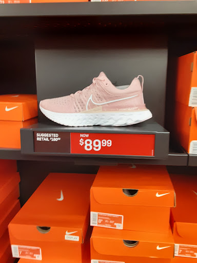 Sporting Goods Store «Nike Factory Store», reviews and photos, 20 City Blvd W #617, Orange, CA 92868, USA