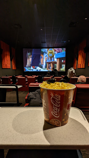 Movie Theater «AMC DINE-IN Block 37», reviews and photos, 108 N State St #434, Chicago, IL 60602, USA