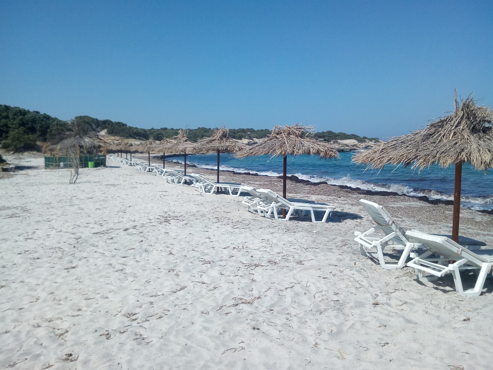 Photo of Lakos beach amenities area