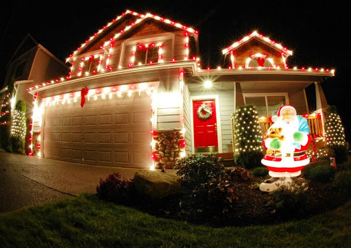 Curb appeal Christmas light installation