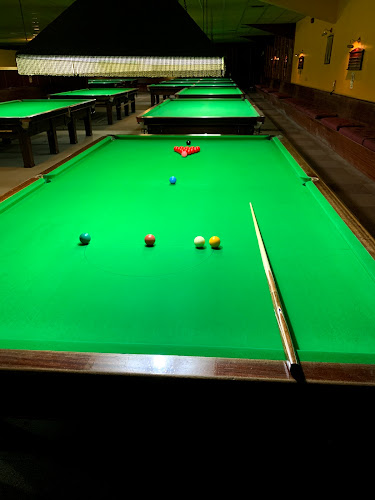 Opinii despre Woking Snooker Centre în Woking - Sports Complex