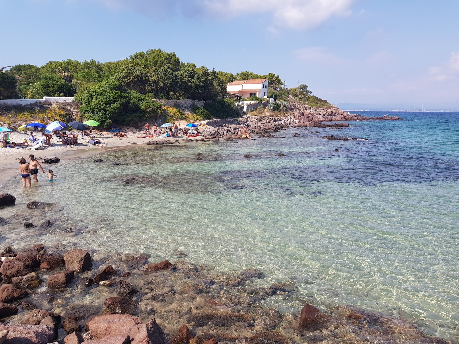 Foto de Punta Nera Beach - recomendado para viajantes em família com crianças