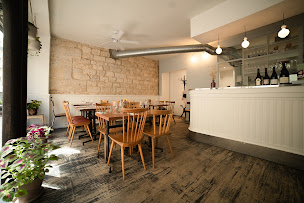 Photo n°46 de ÅKE - Table & Vin à Paris ()