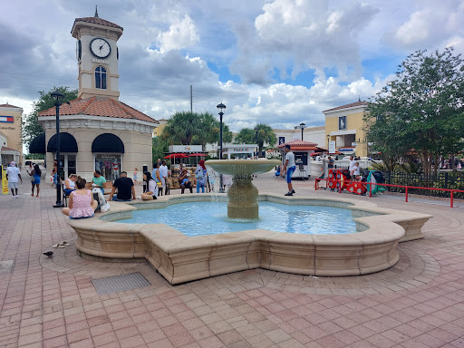 Shopping Mall «Orlando Outlet Marketplace», reviews and photos, 5269 International Dr, Orlando, FL 32819, USA